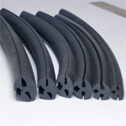 專業(yè)制造，品質(zhì)保障 探秘清河縣順冠橡膠制品廠的密封條與橡膠防塵套